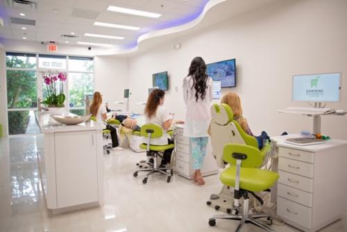 Gardens Orthodontics 11-19