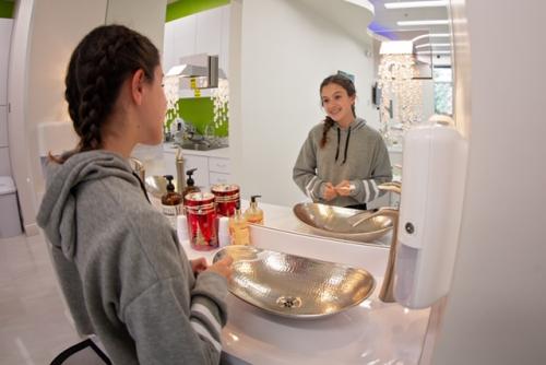 Gardens Orthodontics 11-19